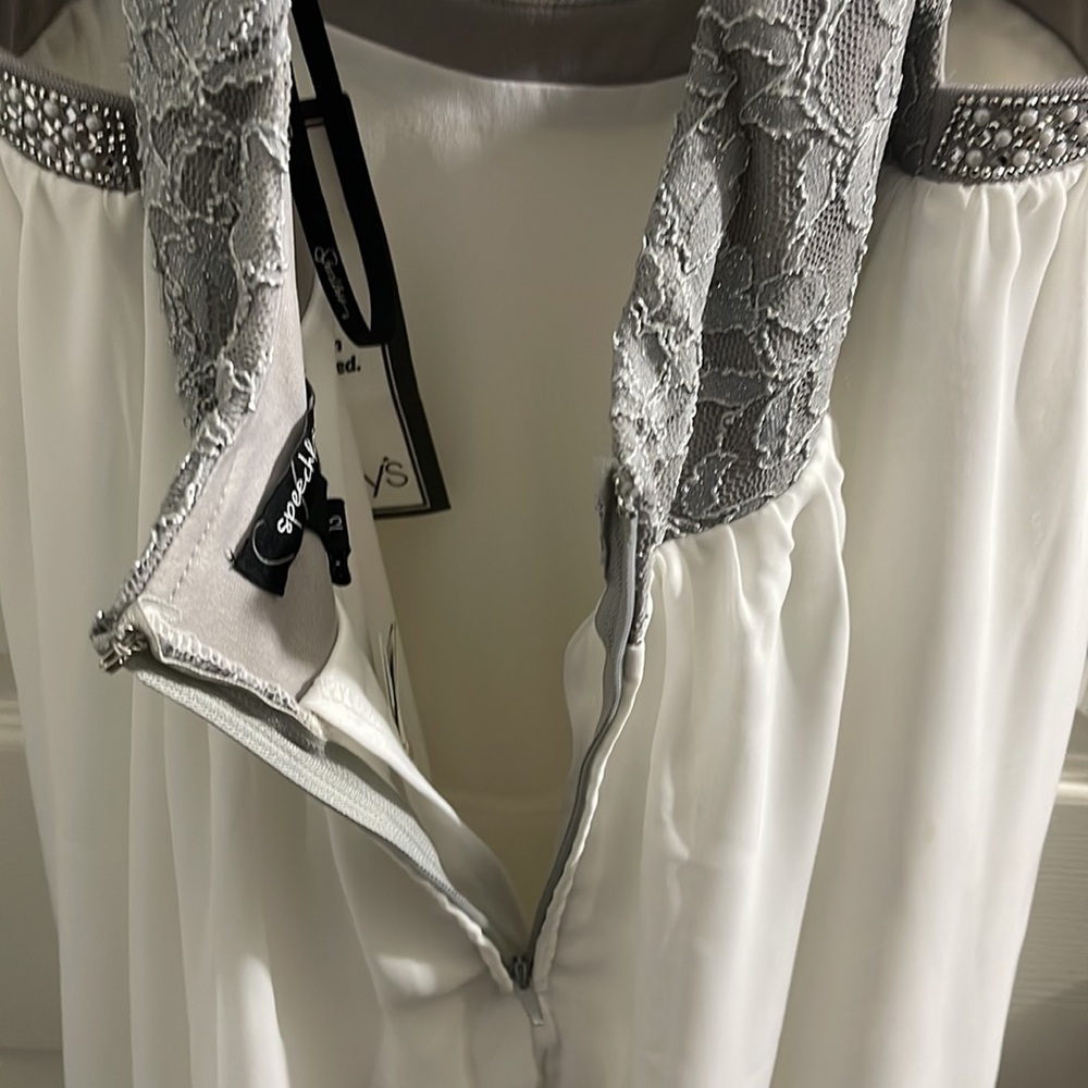 Speechless Spaghetti Strap Silver and white beaded dress, Girl's Junior Size 13 - Picture 11 of 13